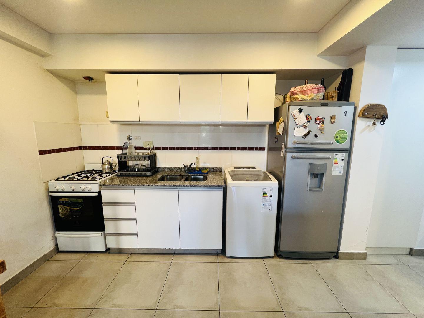 Foto de MONOAMBIENTE EN VENTA CON BALCÓN AL FRENTE EN CHACARITA, imagen 4