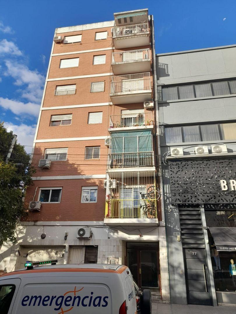 Foto de VENTA DEPTO 2 AMBIENTES EXCELENTE UBICACION ZONA COMERCIAL FLORES, imagen 5