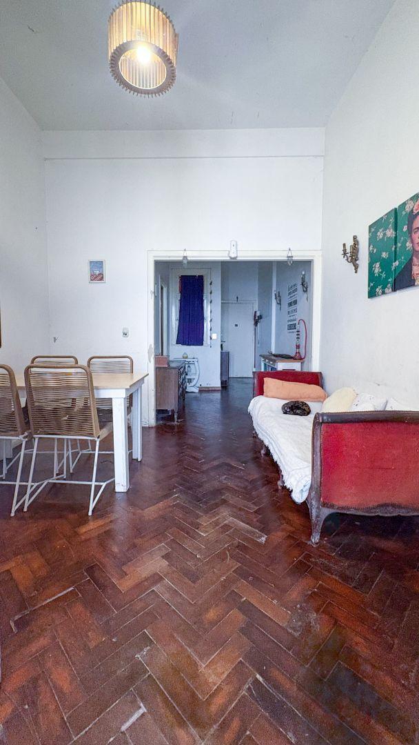 Foto de DEPTO EN VENTA EN RECOLETA 4 AMB CON PATIO A REFACCIONAR APTO, imagen 5
