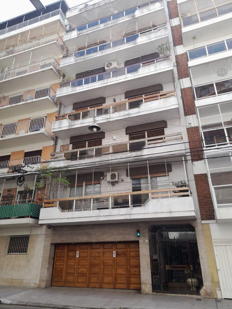 Foto de PISO 4A AMBIENTES CON DEPENDENCIAS, COCHERA, PALIER PRIVADO Y BALCON, imagen 2