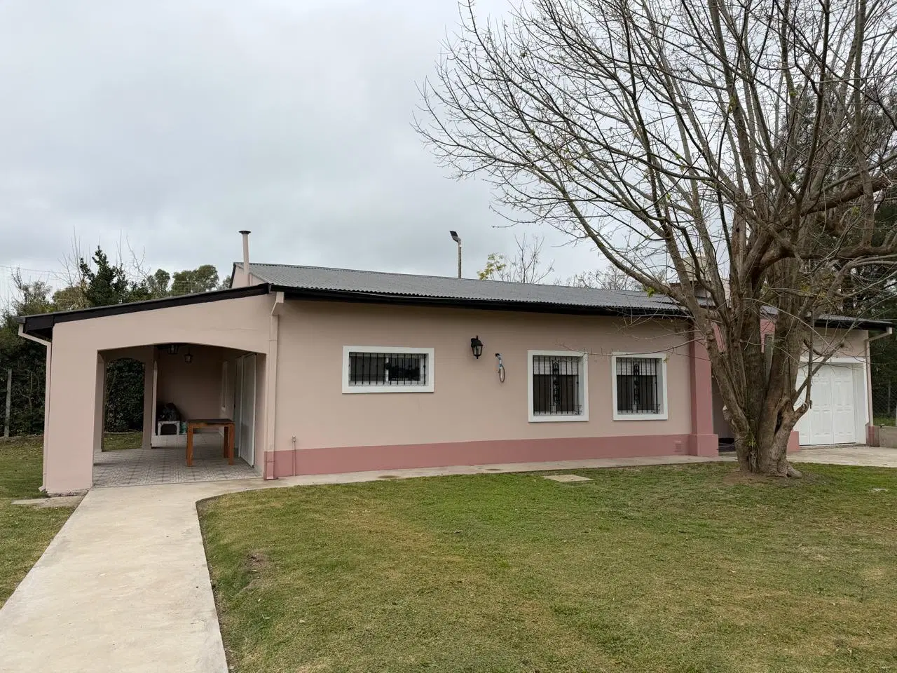 Casa en excelente estado con gran jardin 2