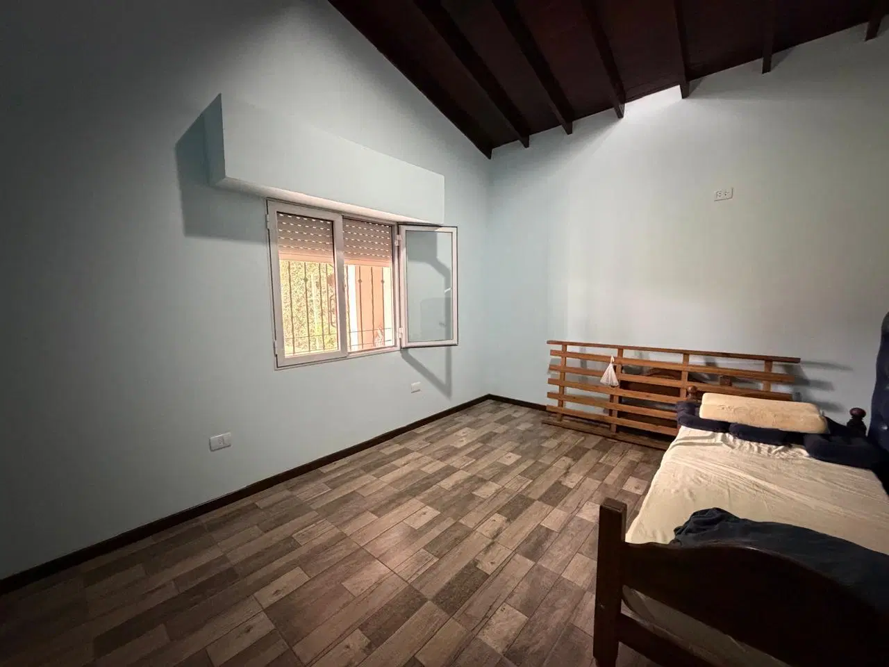 Casa en excelente estado con gran jardin 8