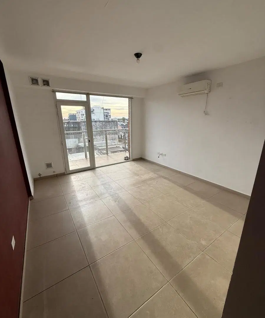 Departamento en Esc.-Centro 2