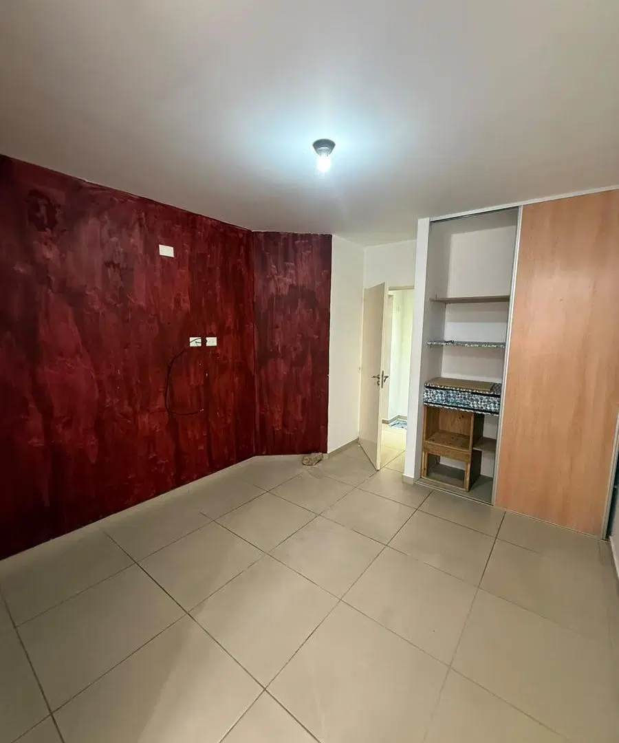 Departamento en Esc.-Centro 8