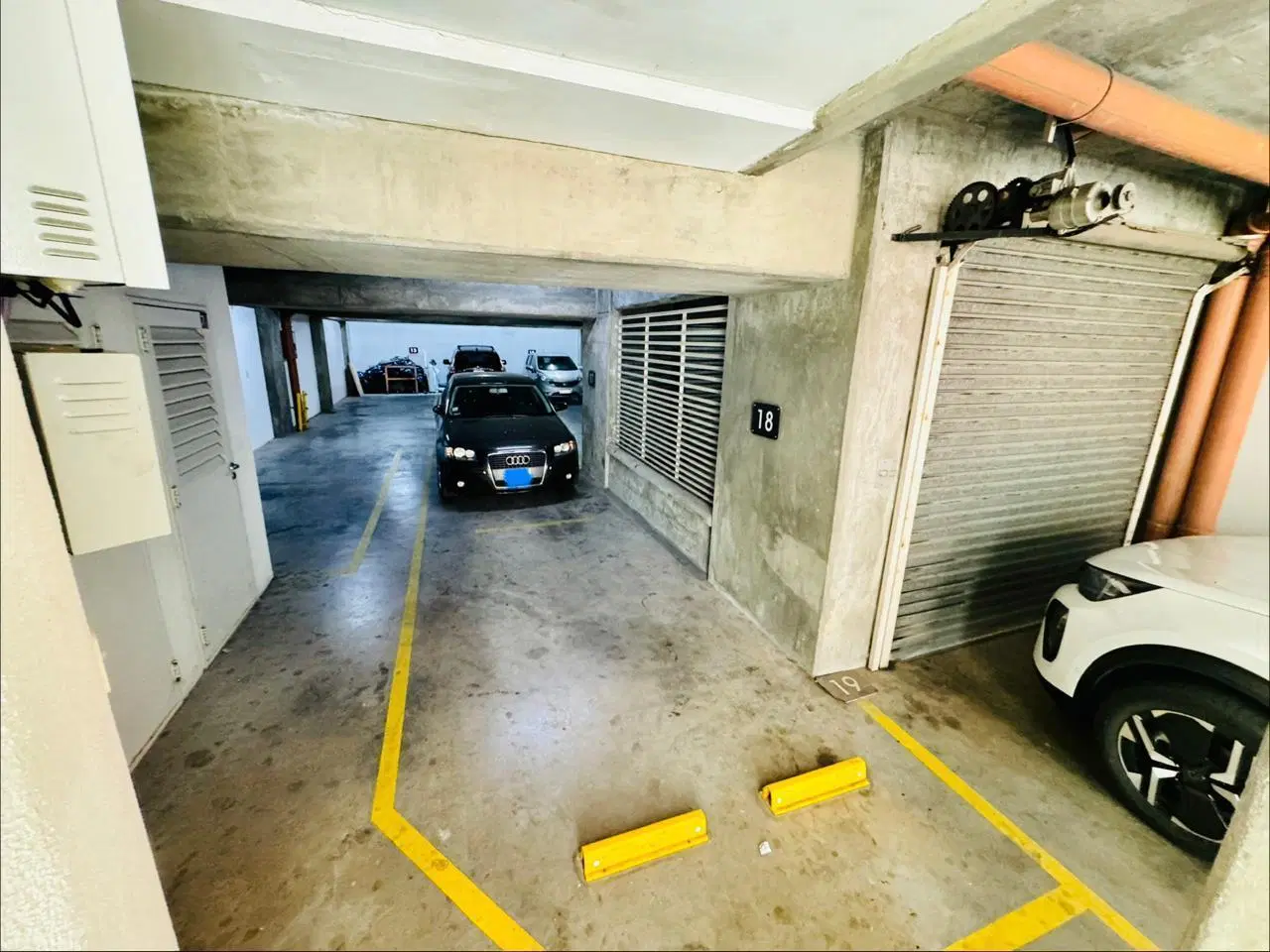 Cochera doble Edificio Fundan San Luis y Alem 2