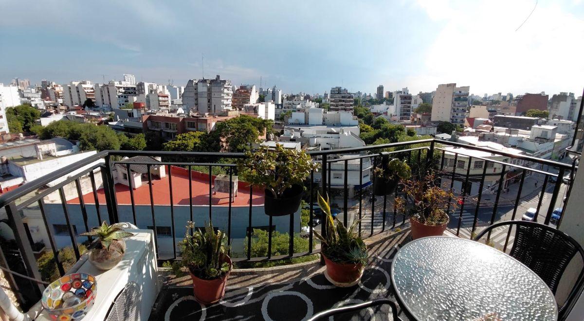 Semipiso alto 3 amb c/dep con hermosas vistas abiertas en venta en Villa Crespo