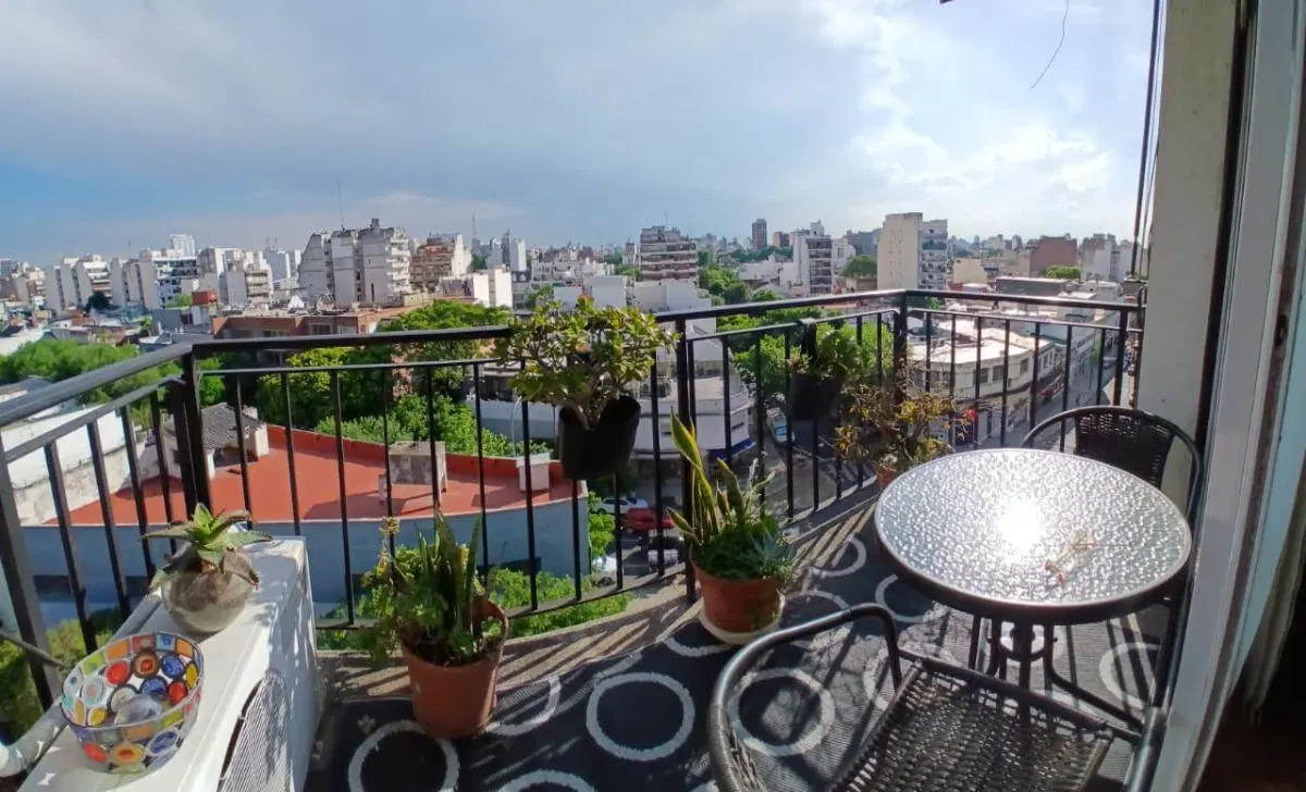 Espectacular Semipiso Alto | 3 Amb + Dependencia | Vista Abierta y Sol 2