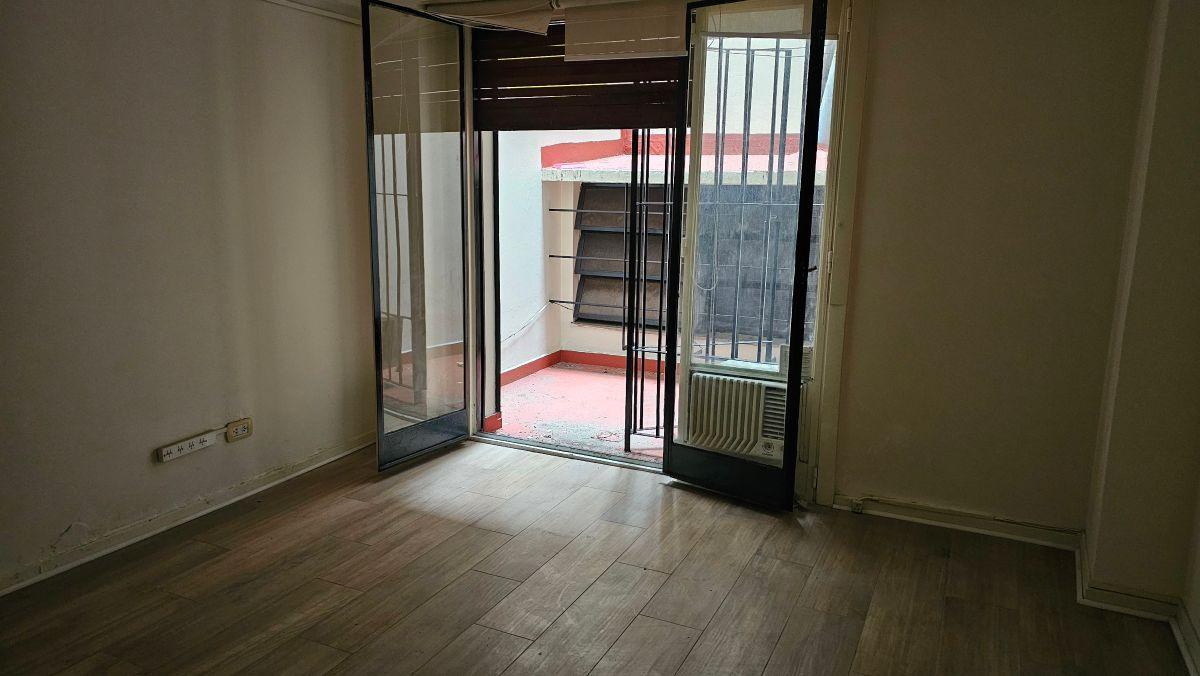 Foto de Buen Monoambiente dividido c/Patio, Interno, 38mts, Kirchinette, Apto, imagen 1