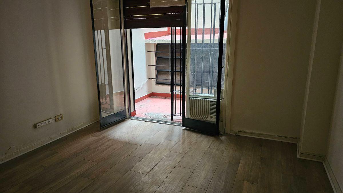 Foto de Buen Monoambiente dividido c/Patio, Interno, 38mts, Kirchinette, Apto, imagen 5