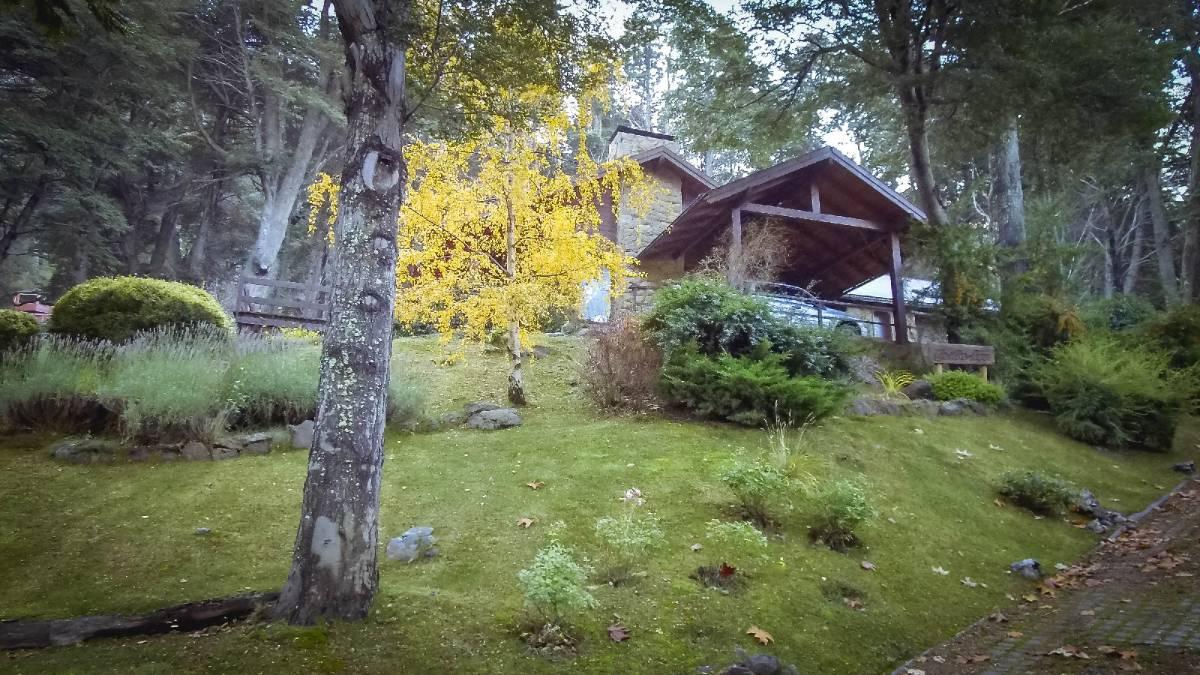 Excelente Chalet de Montaña en Arelauquen Golf & Country Club, Bariloche. 2