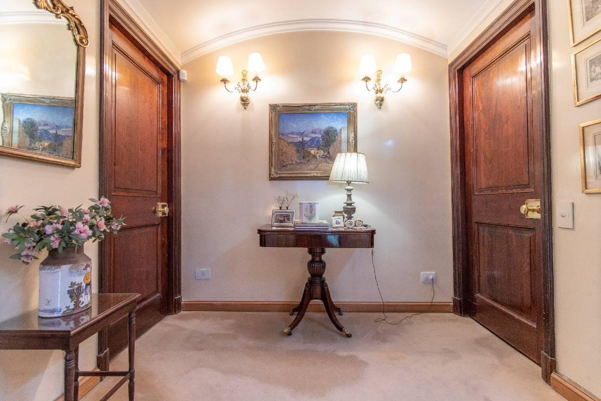Excelente Residencia de Categoría, en Lomas de San Isidro 5