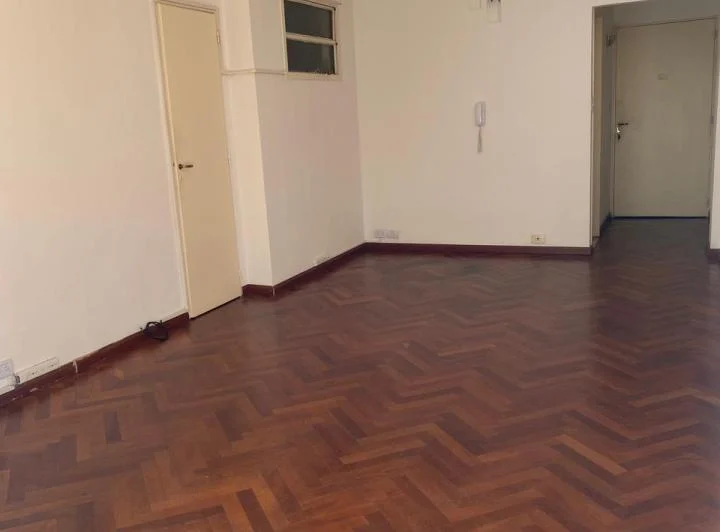 Amplio Monoambiente, divisible, 32 m2, s/ J. Hernández 2300 c/ bcón al fte 1