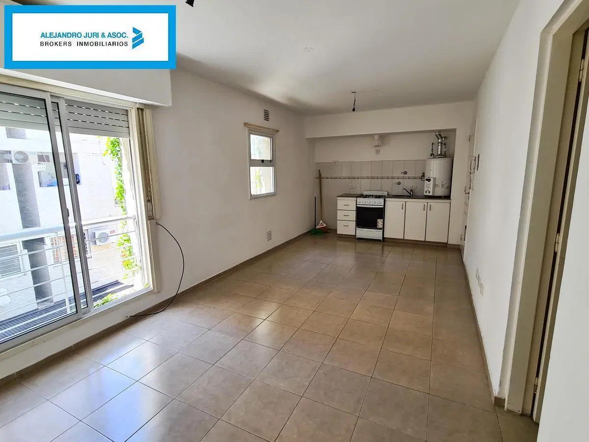 Confort y Excelente Luz Natural: Monoambiente en Necochea 2348 4