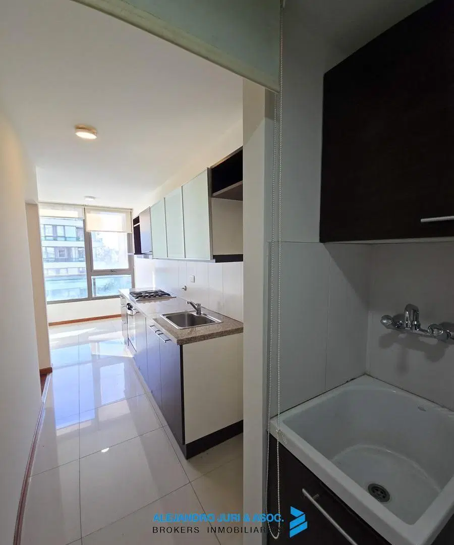 Central Argentino 180 - Departamento 1 Dormitorio con cochera Condominios del Alto 3