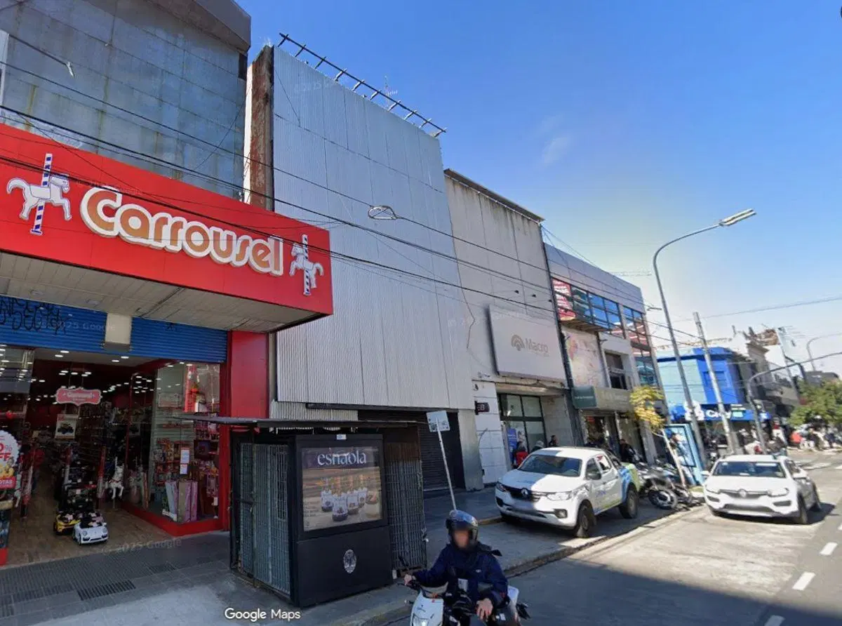 Excelente Local comercial de 1419 m2 en alquiler Cabildo al 2200 Belgrano 1