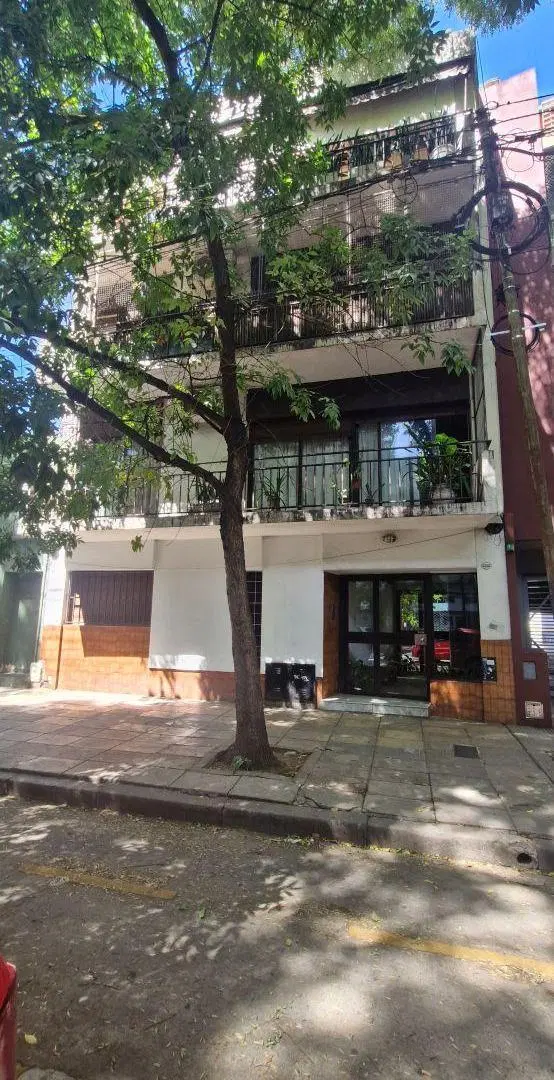 PB con patio en Chacarita, apto crédito para refaccionar a gusto ! 4