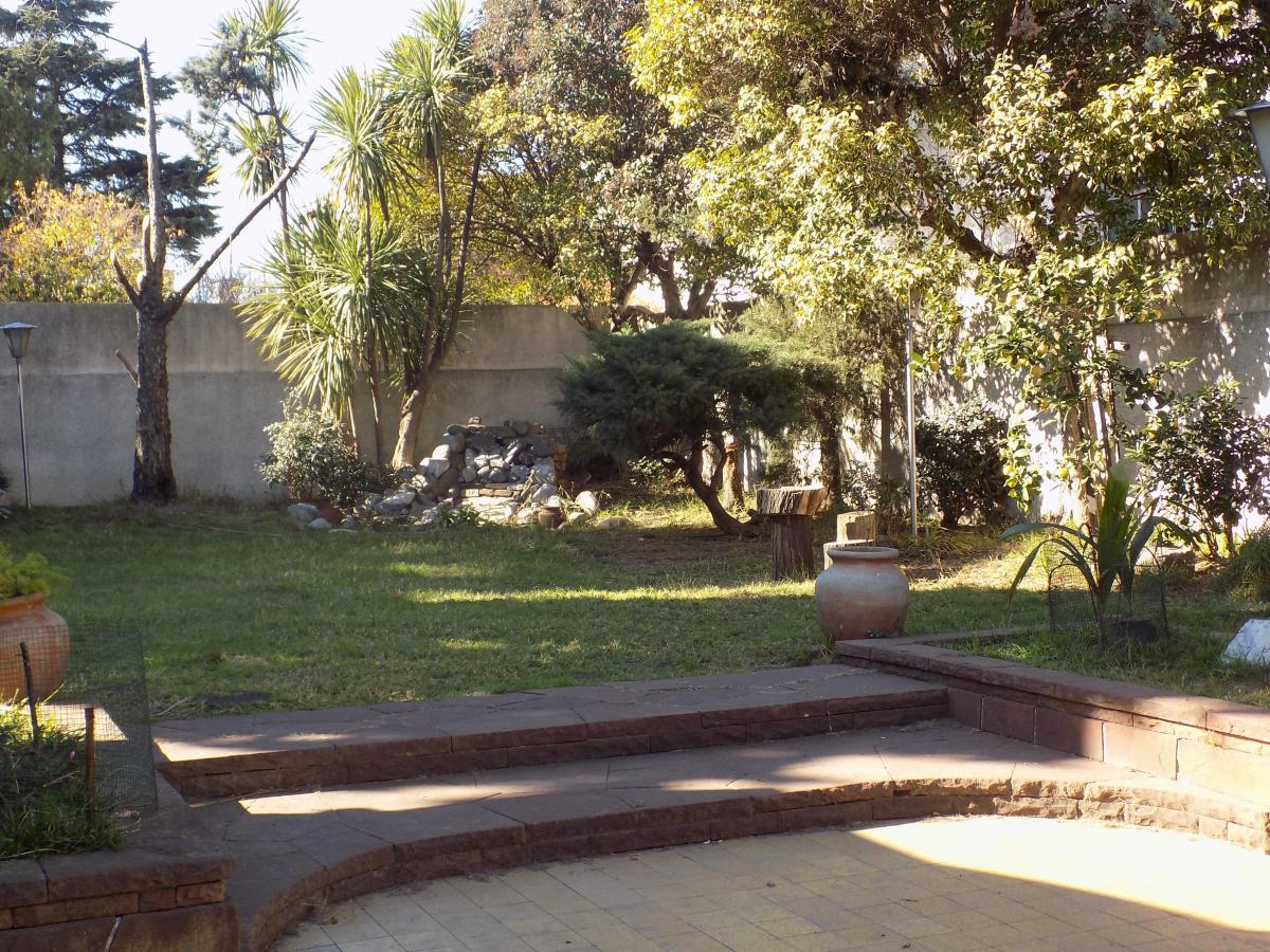 Excelente Casa Sobre 17. 32 m X 50 m 5