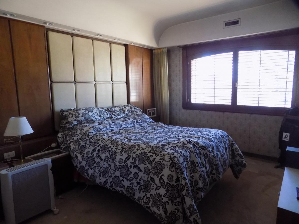Excelente Casa Sobre 17. 32 m X 50 m 2