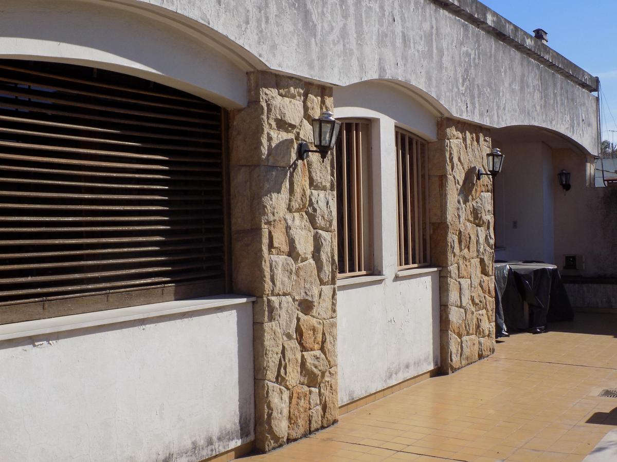 Espectacular Casa con Gran Parque 5