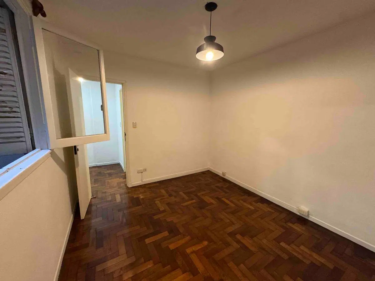 Dos ambientes y escritorio departamento en alquiler en Villa Urquiza 2