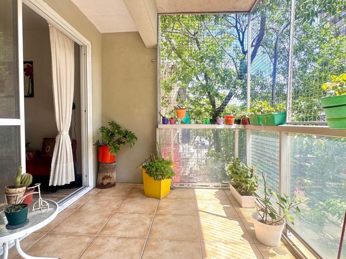 Divino 3 Amb. con Gran Balcón, Patio y Pileta. 1