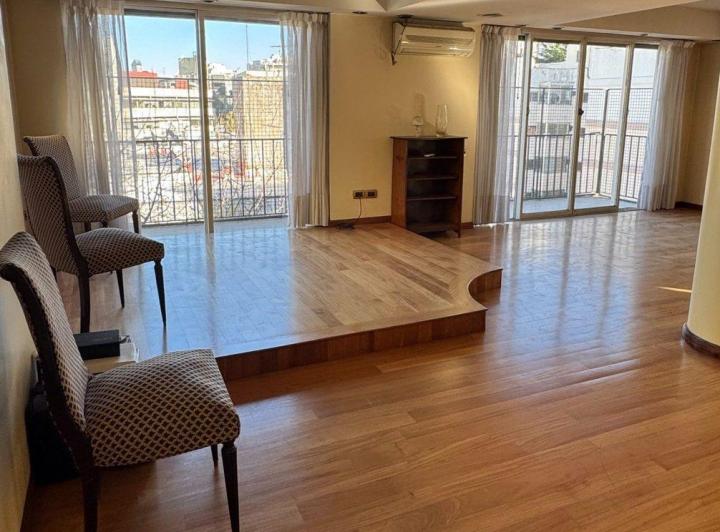 Venta depto DUPLEX de 5 ambientes en CABALLITO 4