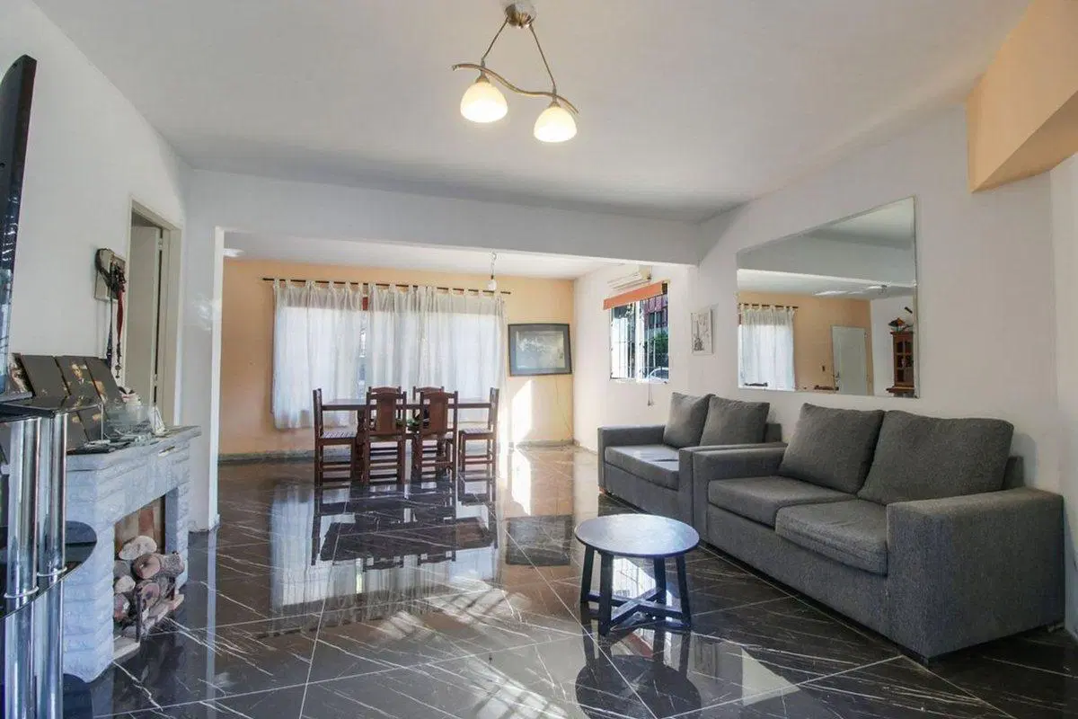 Casa Venta en Martinez Bloque mas 3 departamentos 2