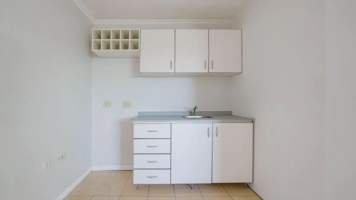 VENTA OFICINA 2-3 ambientes LOMAS DE ZAMORA CENTRO 3