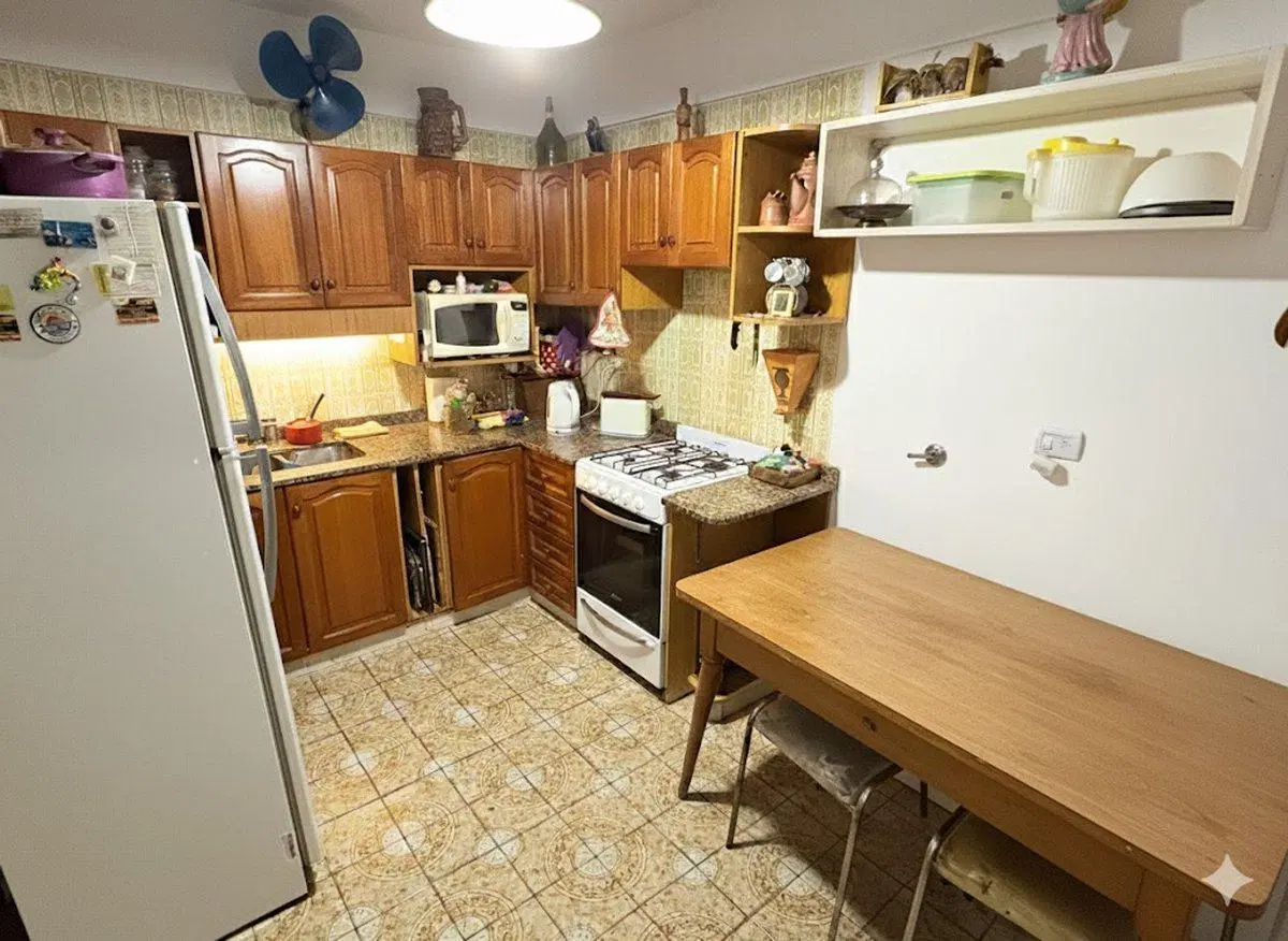 Venta casa 4 dormitorios con patio en Olivos 2