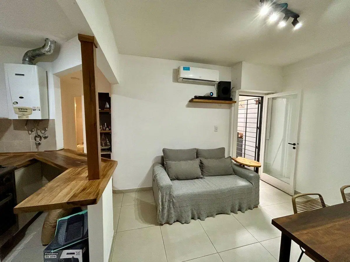 DEPARTAMENTO 2 AMB C/PATIO PB- EXCELENTE UBICACION 5