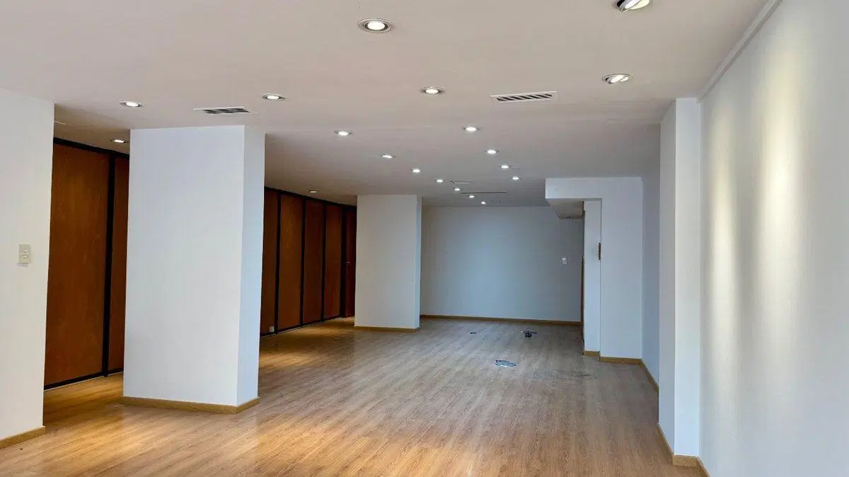 Oficina 240m2 Venta- Microcentro - 2 cocheras 5