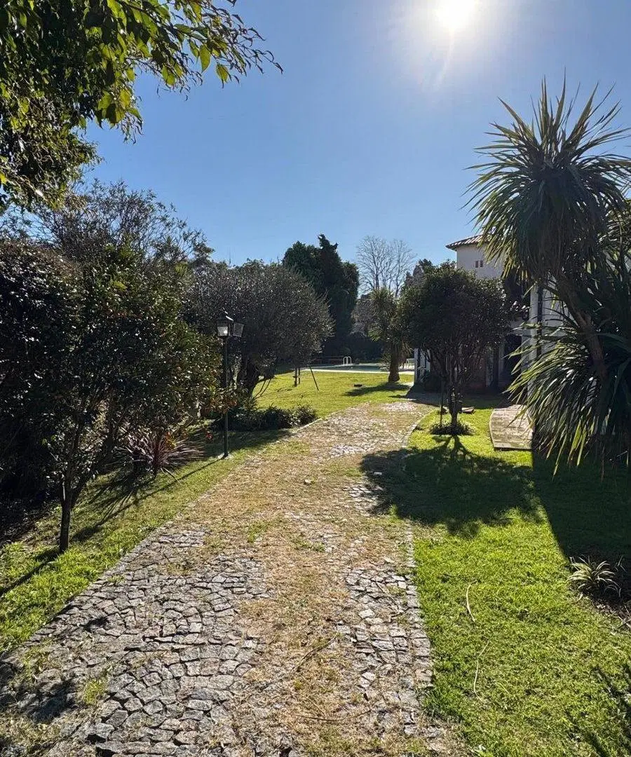 Venta LOTE de 1544 metros cuadrados en OLIVOS 3