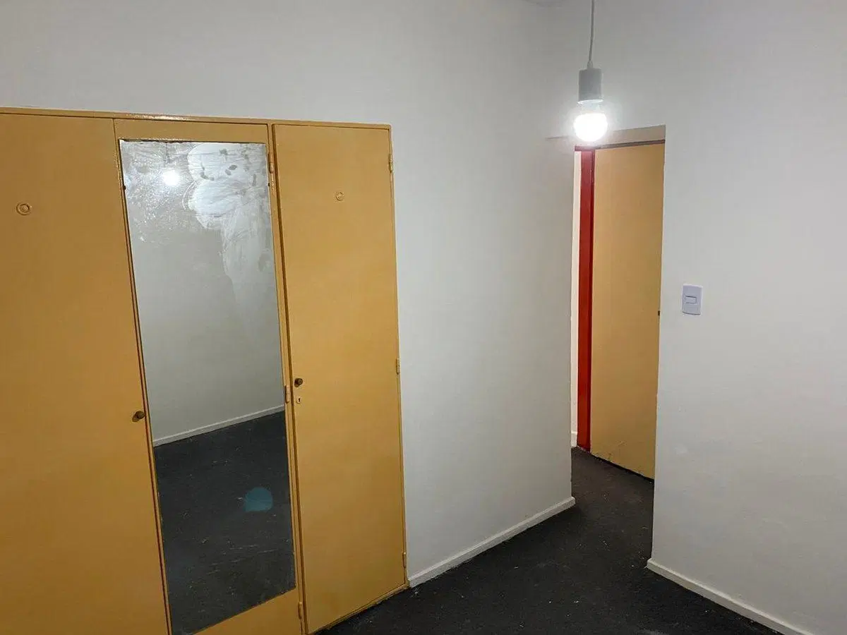 VENTA DPTO 3 AMB INTERNO MICROCENTRO 5