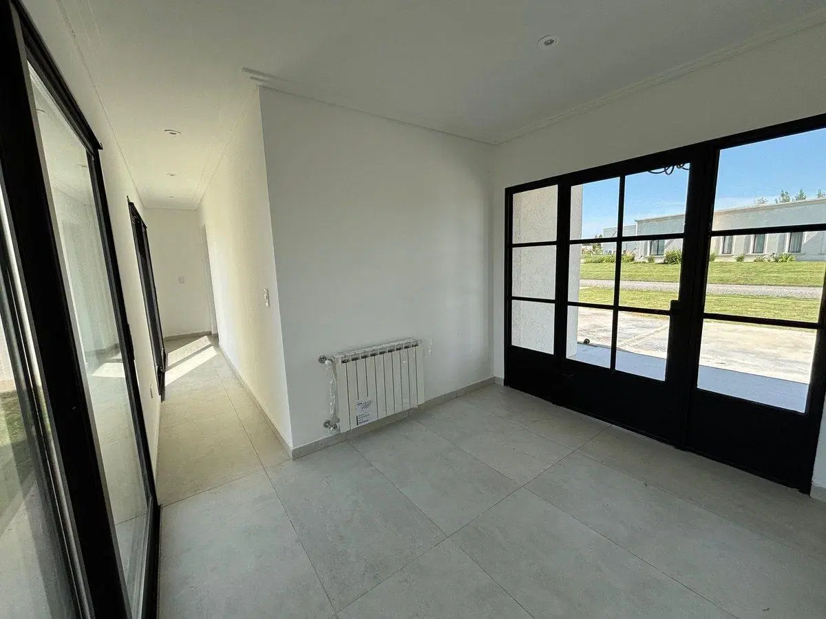 ALQUILER CASA 4 AMB- COMARCAS DE LUJAN - SAN ROQUE 2