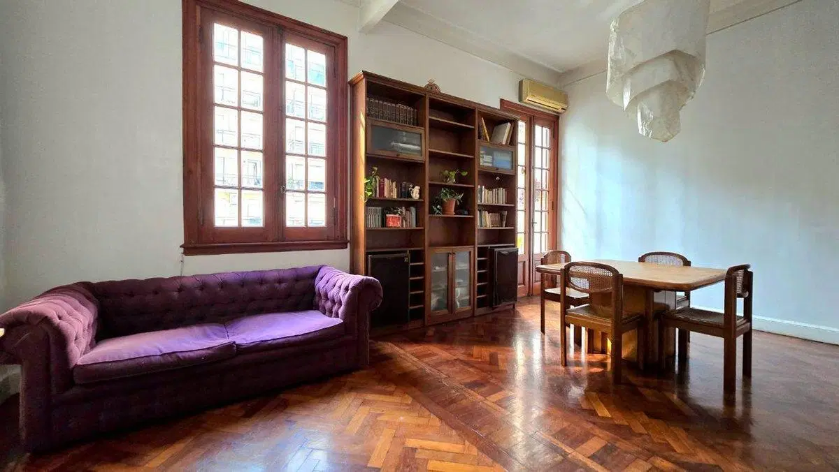 Departamento 4 amb. en Venta  con balcón Recoleta 3