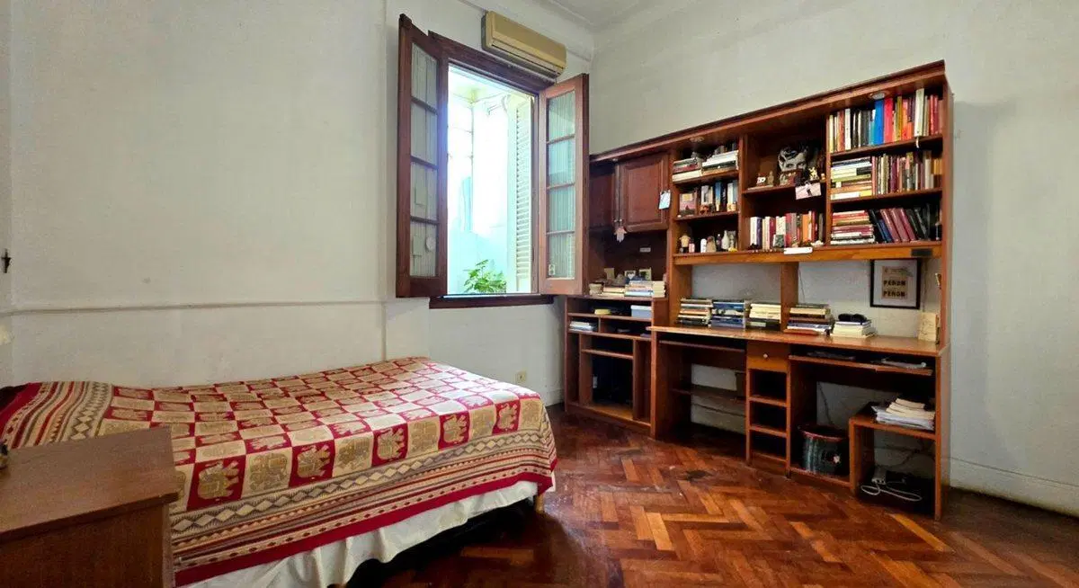 Departamento 4 amb. en Venta  con balcón Recoleta 5
