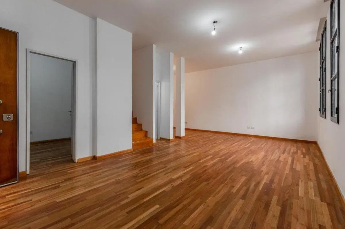 VENTA CASA 6 AMB. BELGRANO CHICO. 4