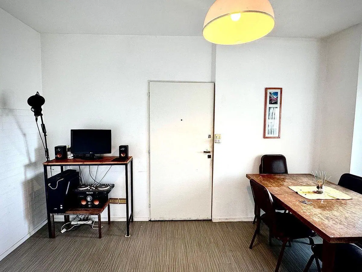 DEPARTAMENTO EN VENTA 2 AMBIENTES FLORESTA 3