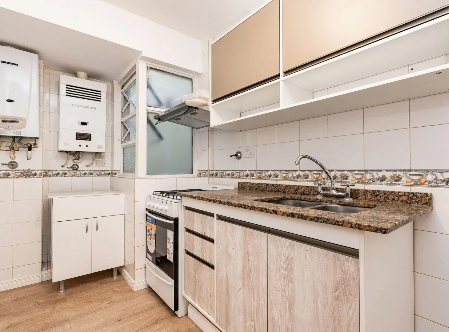 VENTA DEPTO 3 AMB. MODERNIZADO, COCHERA COLEGIALES 4