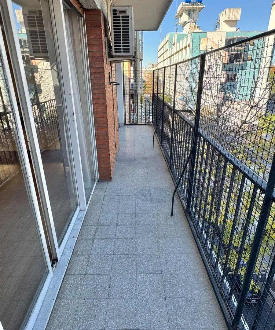 Venta depto DUPLEX de 5 ambientes en CABALLITO 4