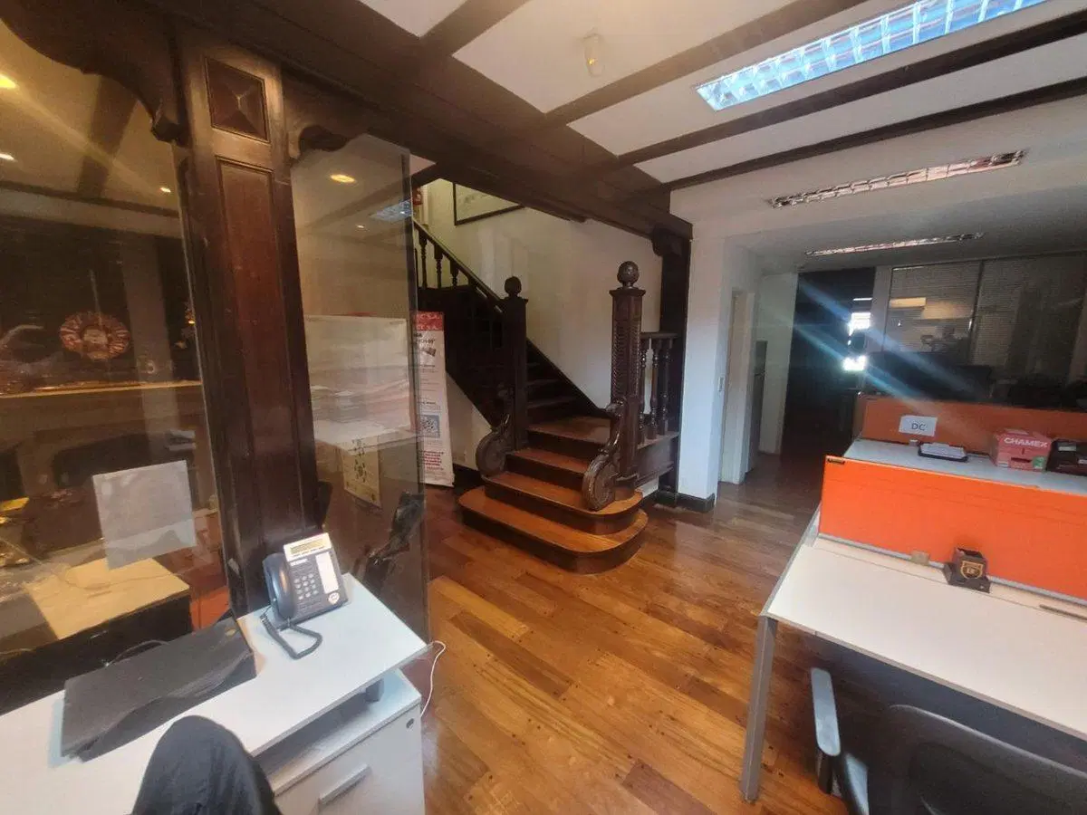 Venta casa con pileta, Martinez 3