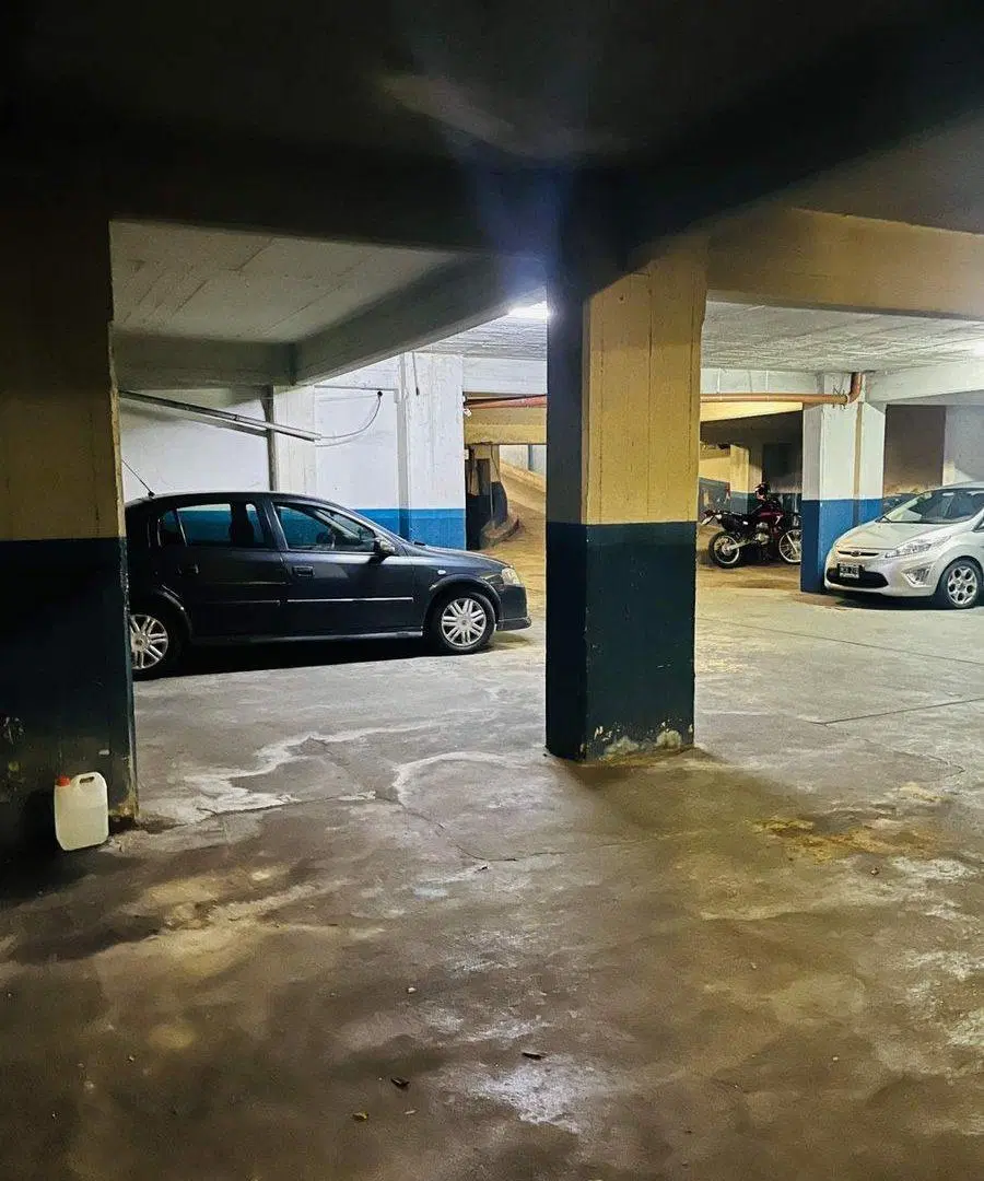 VENTA COCHERA EN BELGRANO ECHEVERRIA Y MOLDES 5