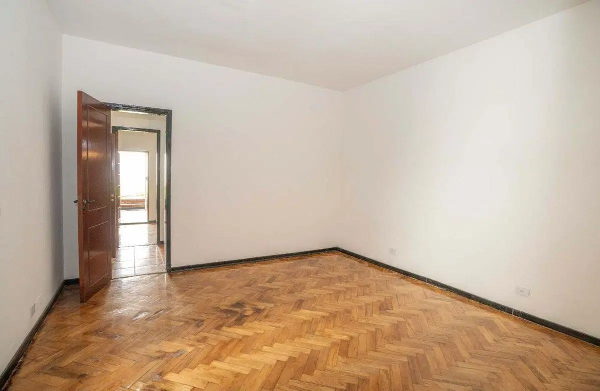 ALQUILER COMERCIAL PH PARQUE PARRILLA SIN EXPENSAS 4