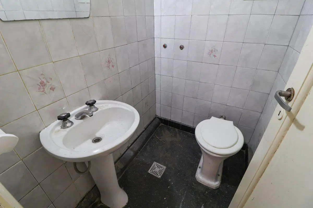 VENTA  2 LOCALES COMERCIALES Y CASA 5 amb / PARQUE 3