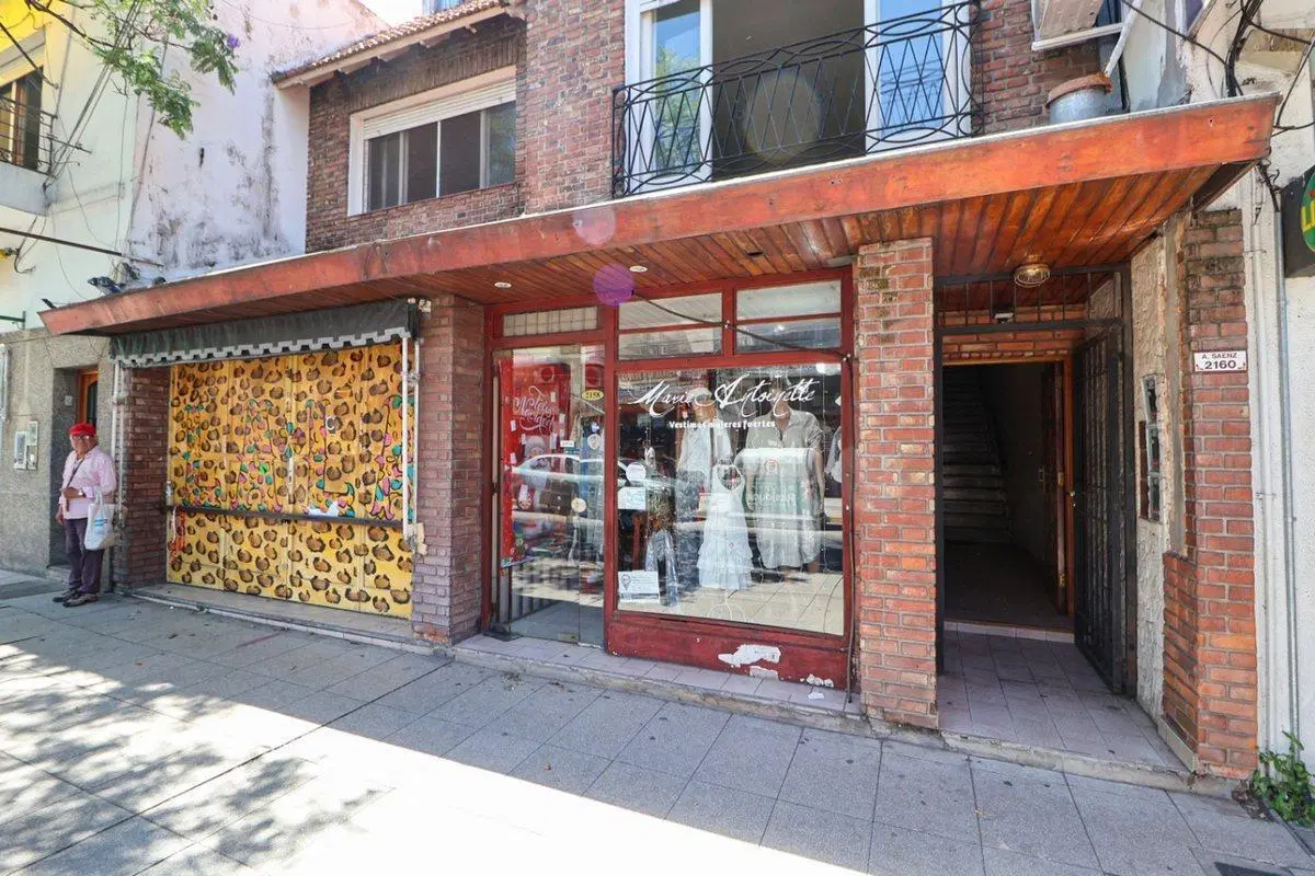 VENTA  2 LOCALES COMERCIALES Y CASA 5 amb / PARQUE 2