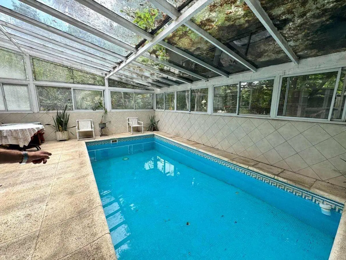 Casa 6 Ambientes con pileta y jardin Vicente Lopez 3