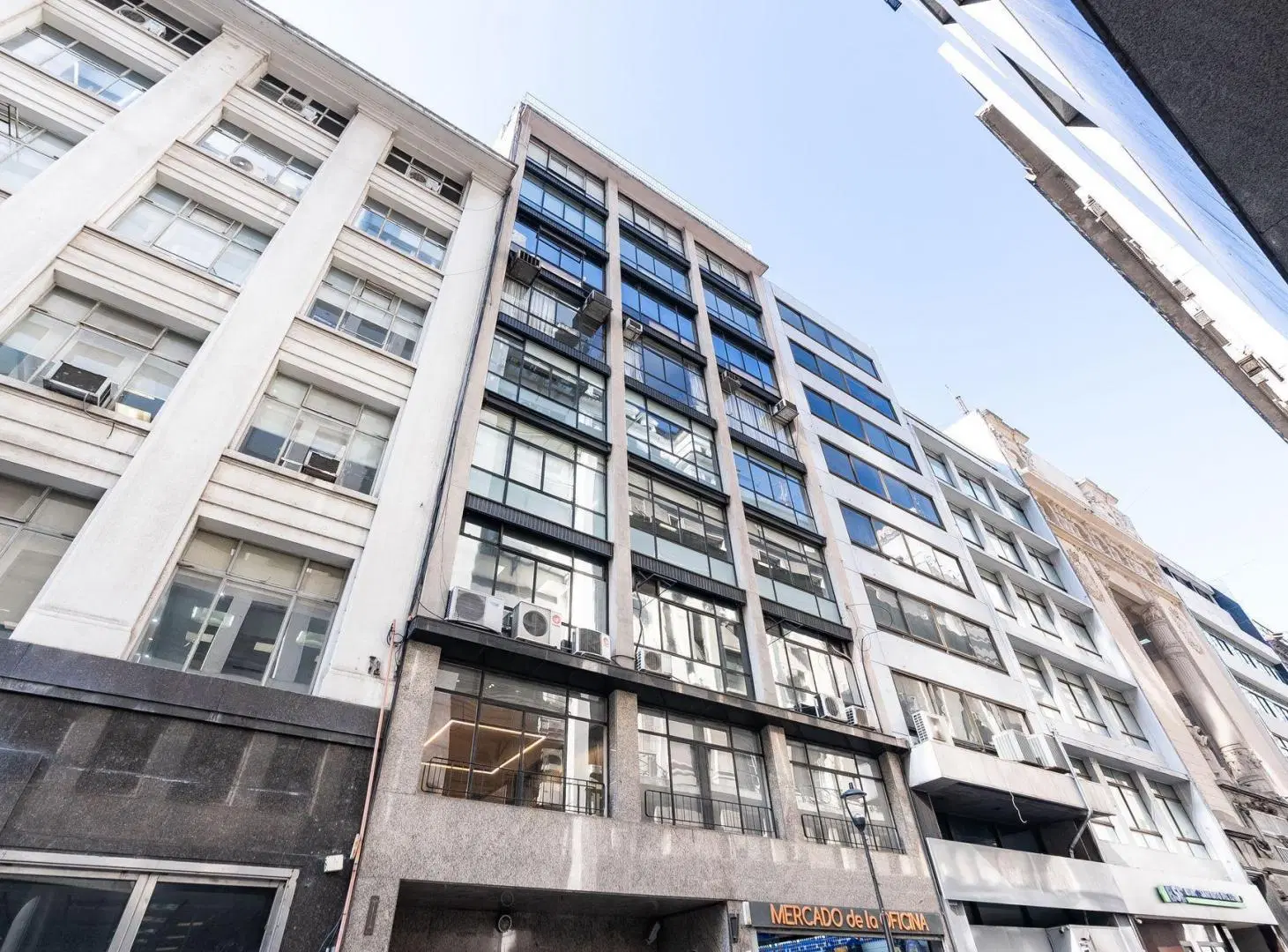 VENTA OFICINA PREMIUM 380M2 2 COCHERAS, CENTRO 3