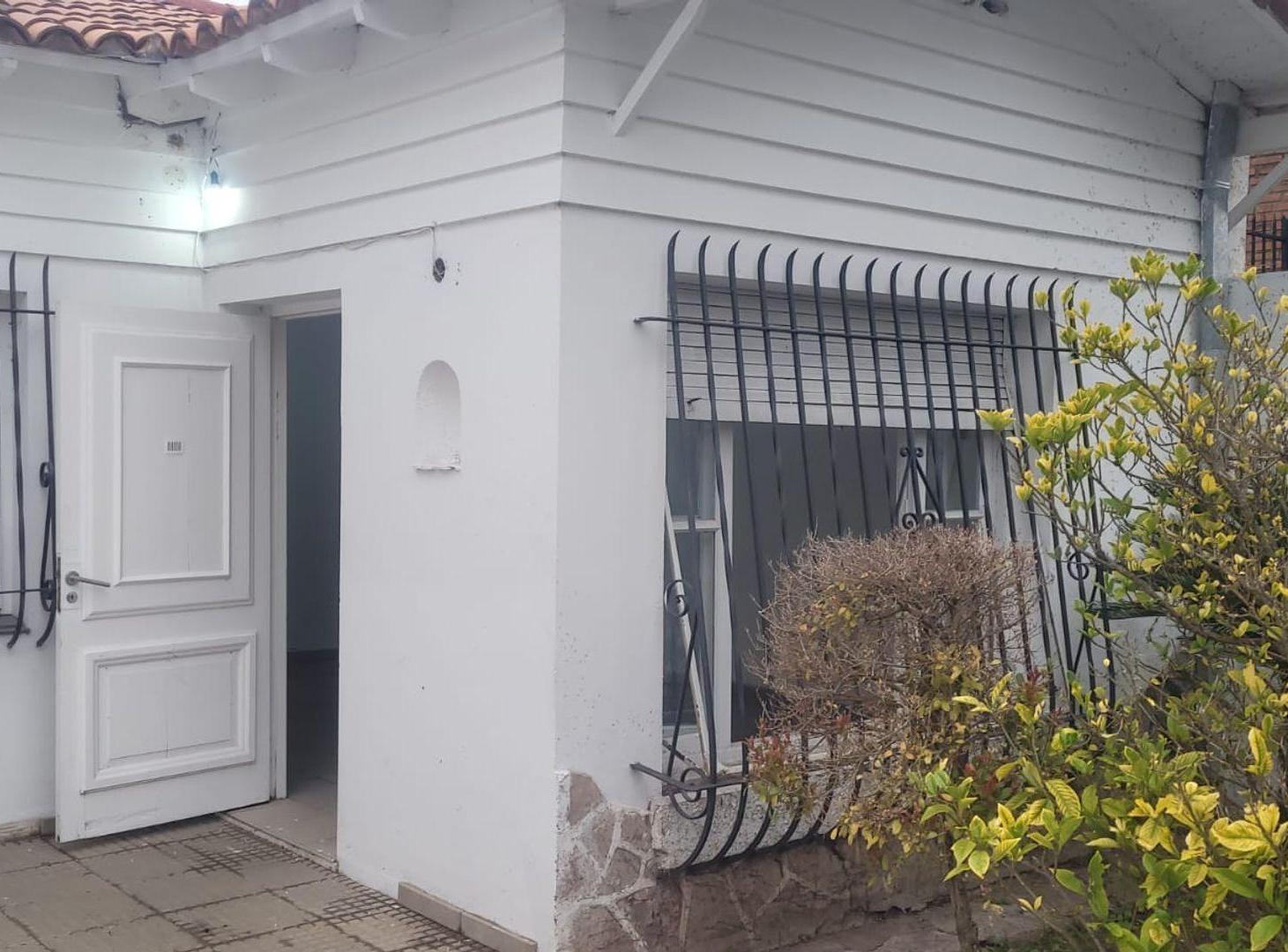 VENTA CASA 3 AMBIENTES BERNAL - QUILMES