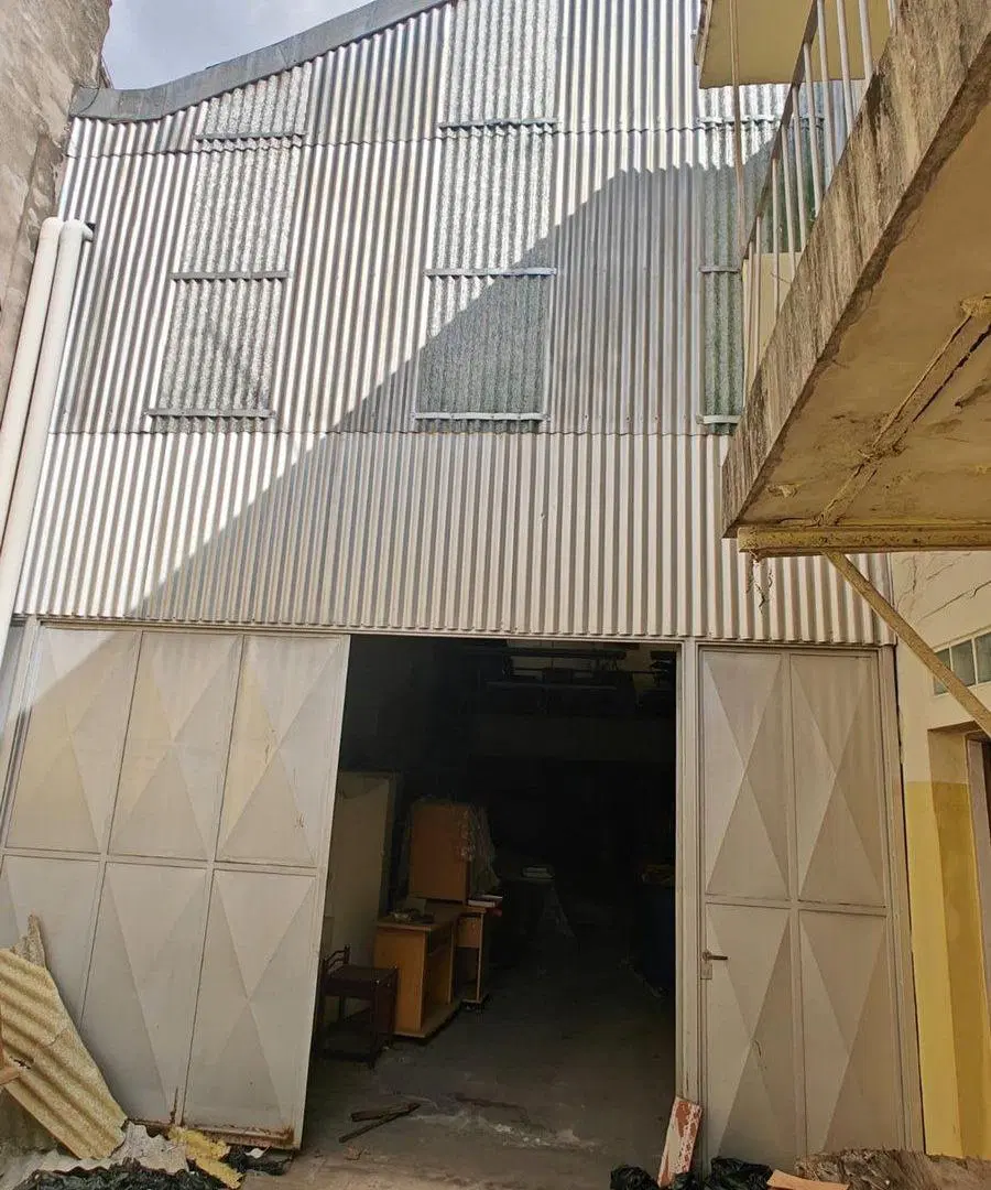 Venta Galpon en Parque Chacabuco 4