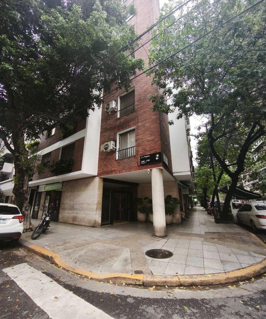 Departamento 4 ambientes al frente en esquina